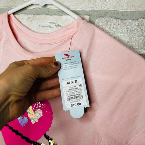 Girls 7/8 Pink Tshirt with Sequin Heart Detailing Cat & Jack - Picture 4 of 6